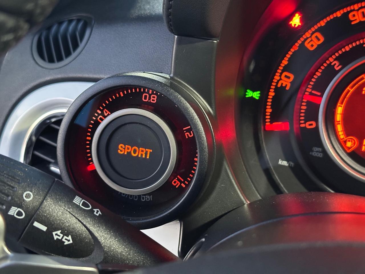 Abarth 500 C 2011 1.4 Turbo 140CV AUT. PARI AL NUO