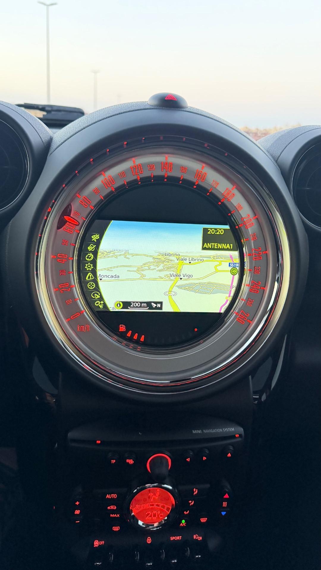Mini Countryman SD 2.0 D ALL4 Automatica 143CV ALLETIMENTO JHON COOPER
