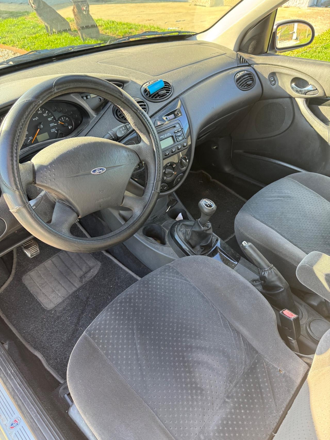 Ford Focus 1.6i station wagon