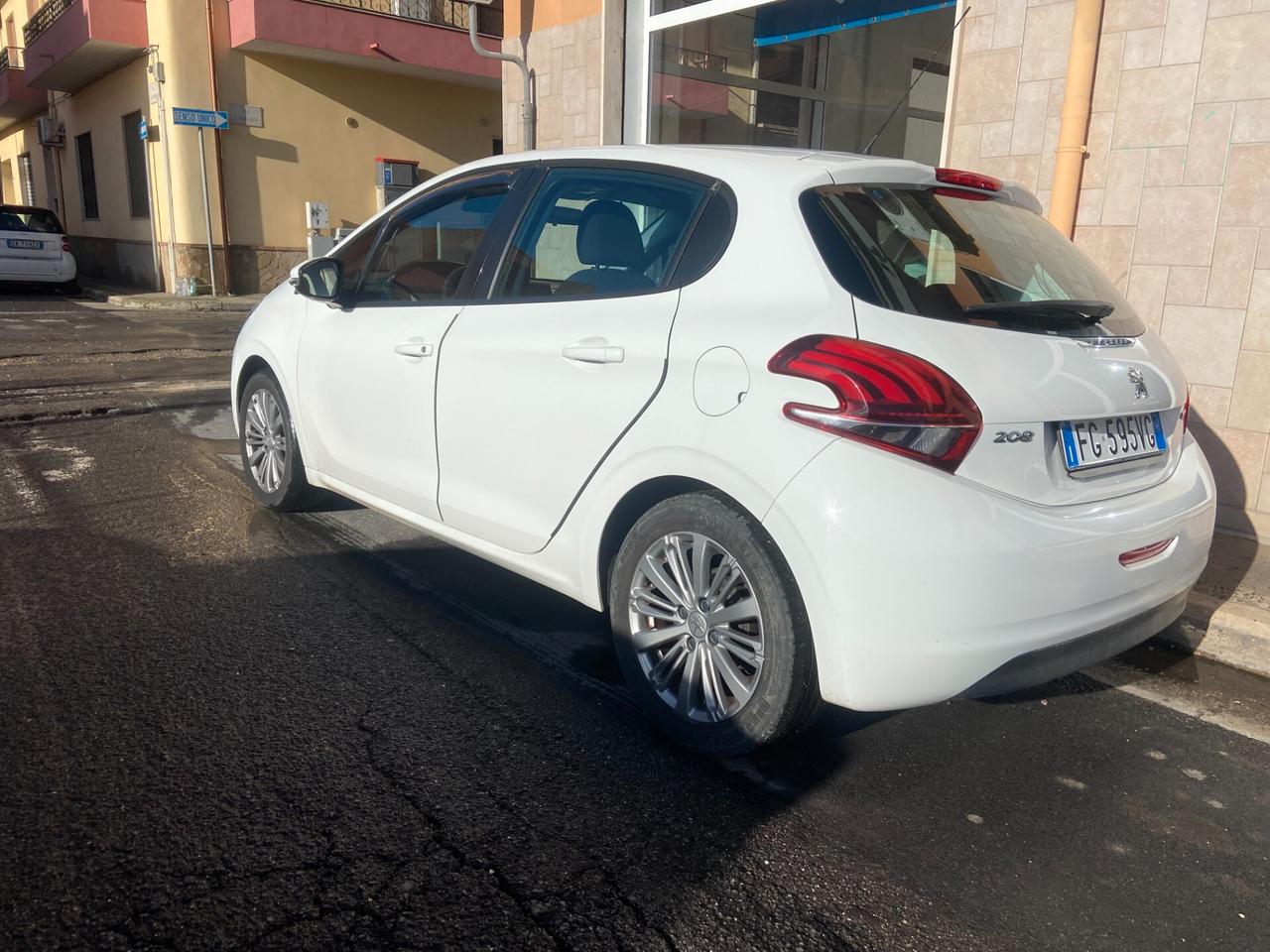 Peugeot 208 PureTech 82 5 porte Active