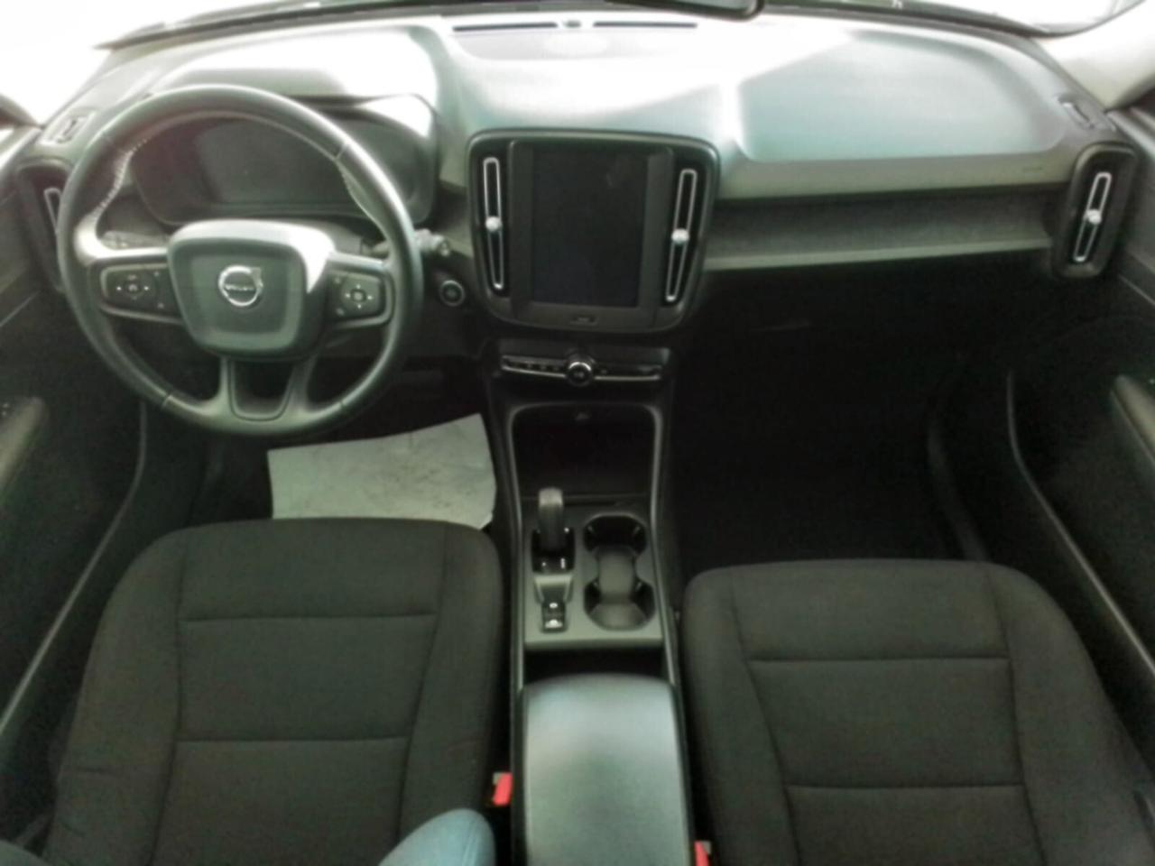 Volvo XC40 Business 2.0 D3 150cv AUTO