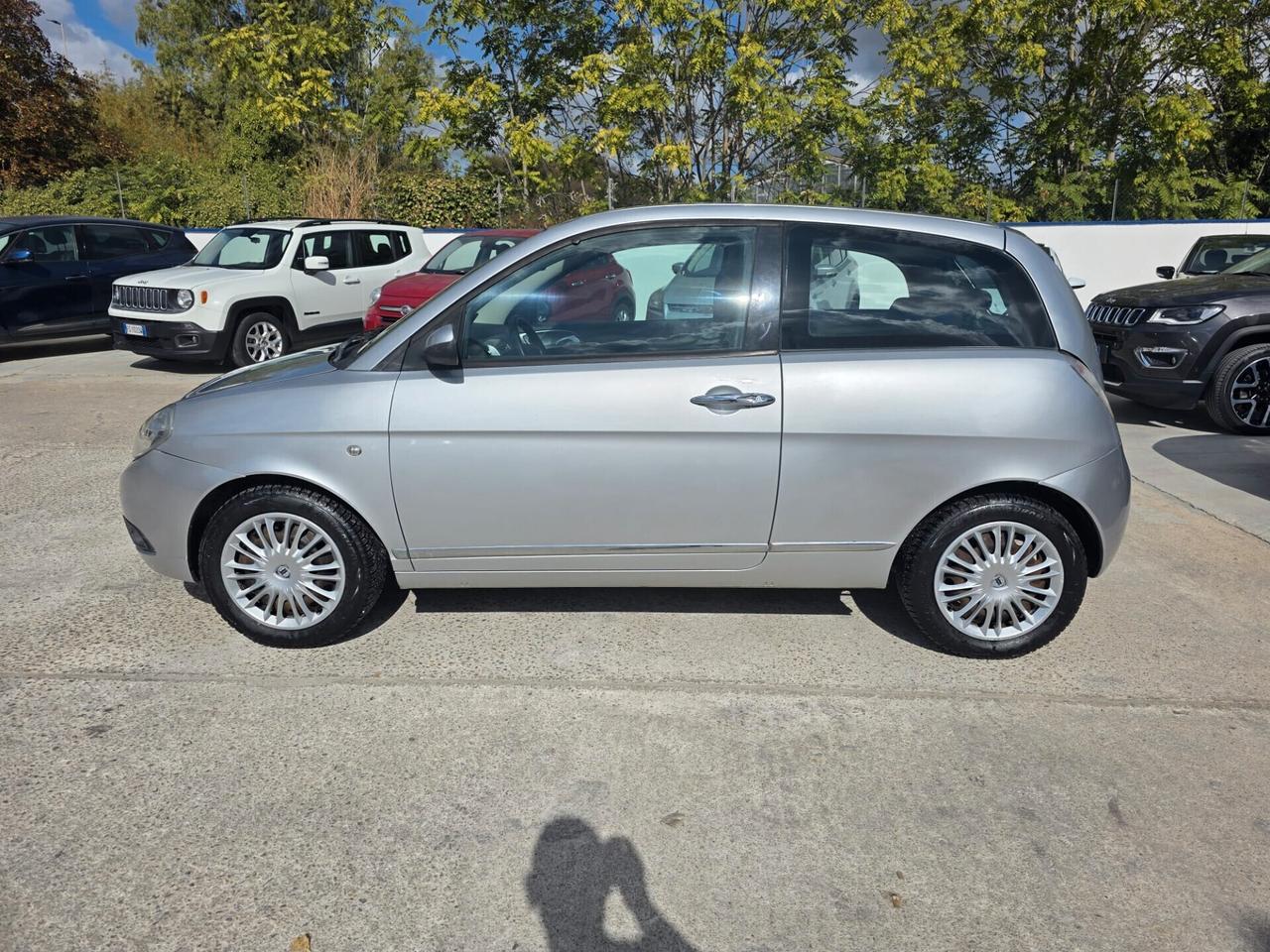 Lancia Ypsilon 1.2 Argento