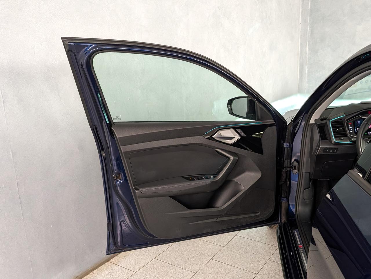 Audi A1 30 TFSI 116cv Adrenalin Black Edition S line