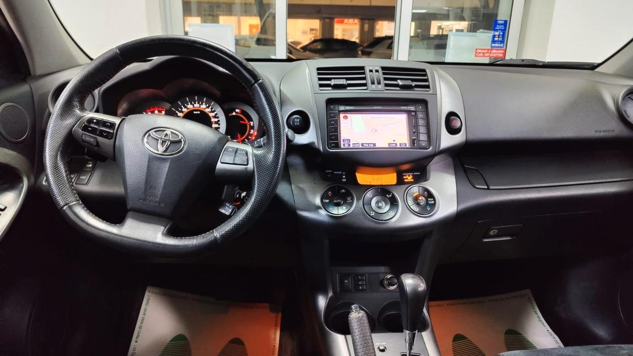 Toyota RAV 4 Crossover 2.2 D-Cat A/T 150 CV