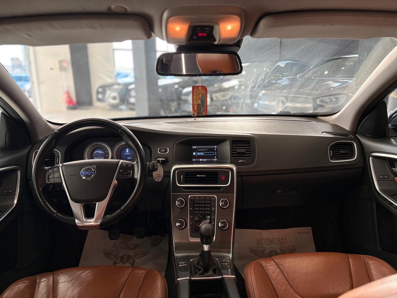 VOLVO V60 1.6 120CV 2012