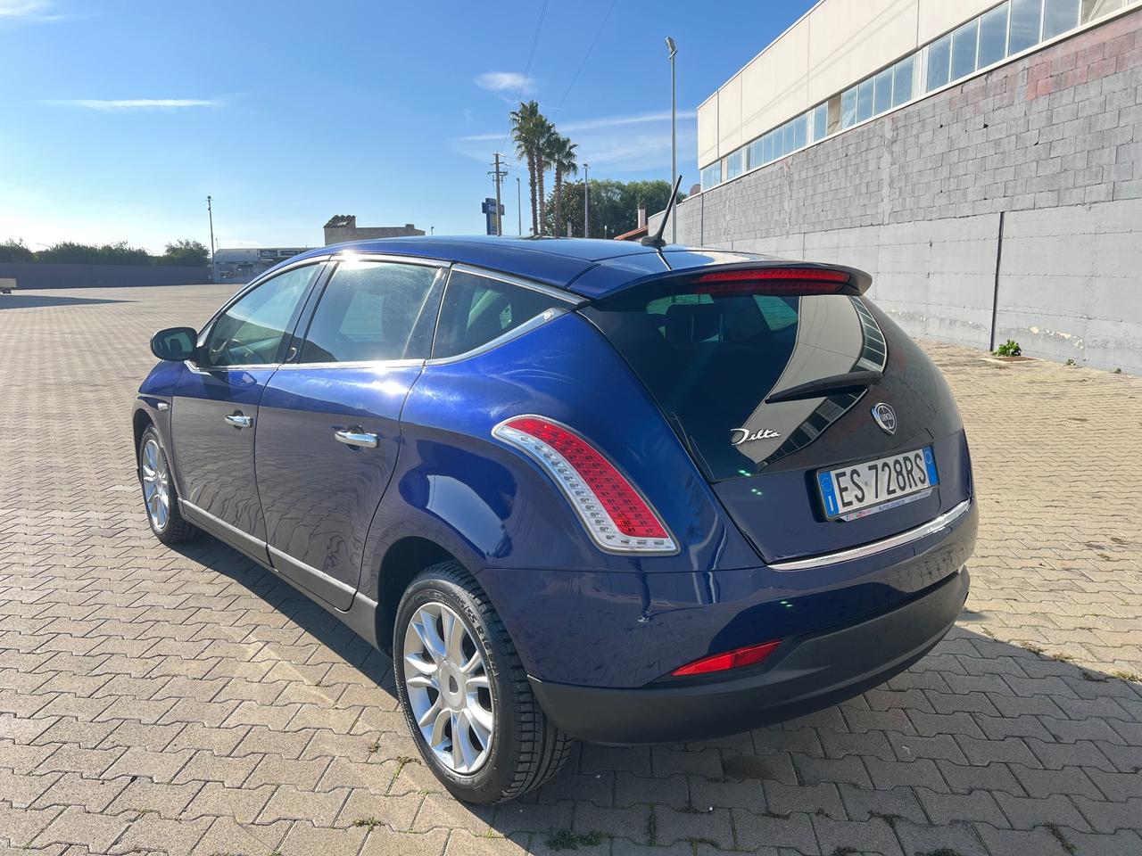 Lancia Delta 1.6 MJT 120cv Platino - 2013