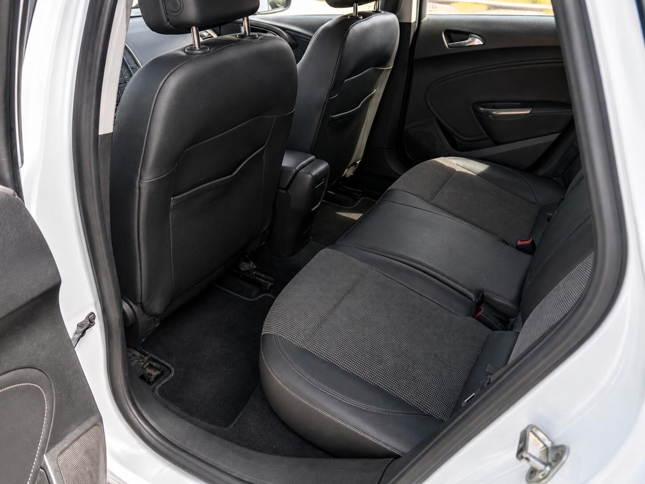 Opel Astra 1.7 CDTI 125CV 5 porte Cosmo
