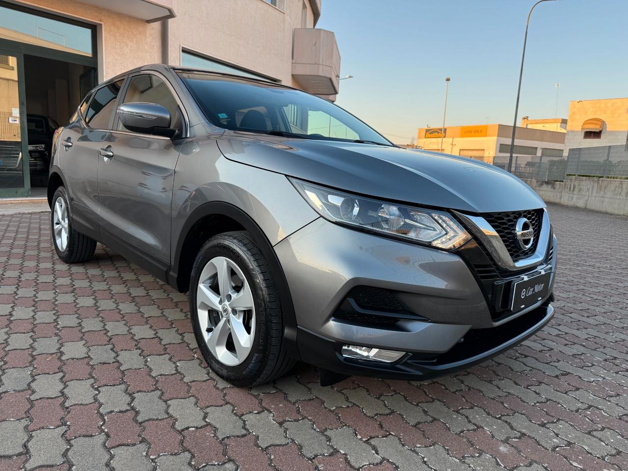 Nissan Qashqai 1.5 dCi Business RetroCam Navi Led