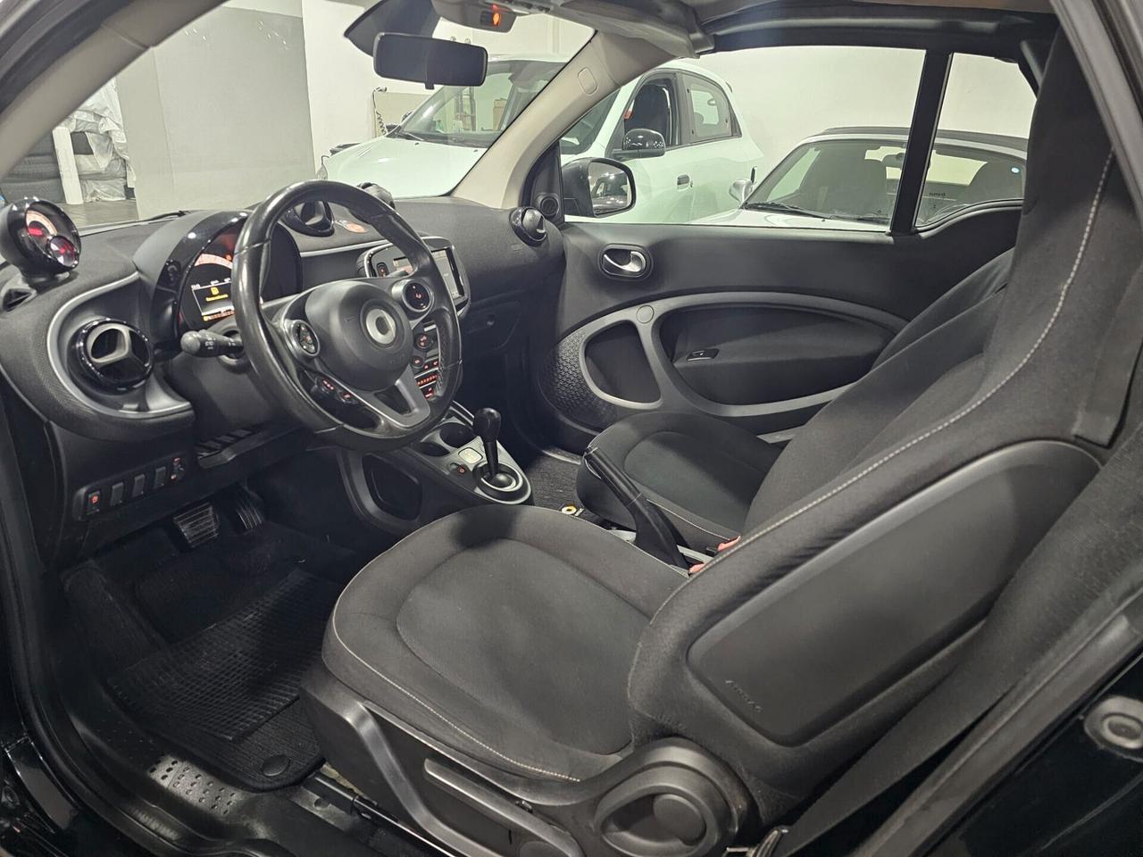 NUOVA SMART FORTWO CABRIO 1.0 BENZ 70CV AUTOMATIC SUPER PASSION