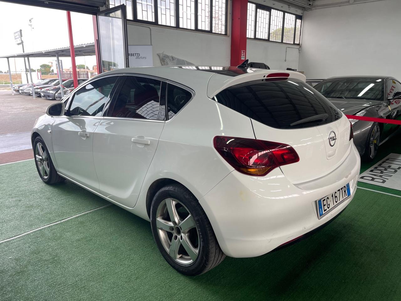 Opel Astra 1.7 CDTI 125CV PERMUTE RATE