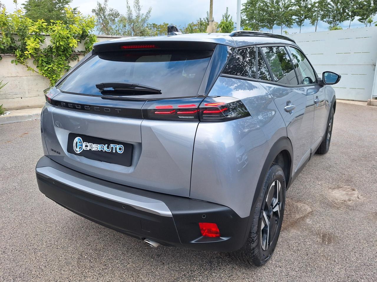 Peugeot 2008 ALLURE 1.5 HDi 130 S&S EAT8 - 10/2023