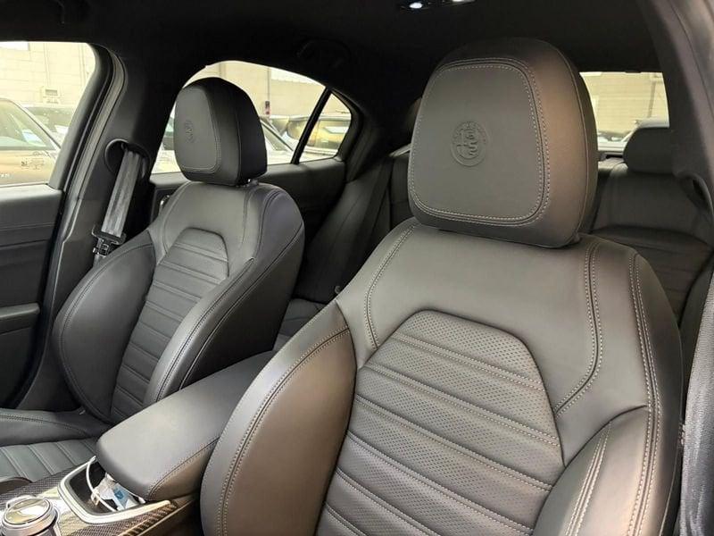 Alfa Romeo Giulia 2.9 V6 510 CV Quadrifoglio AT8