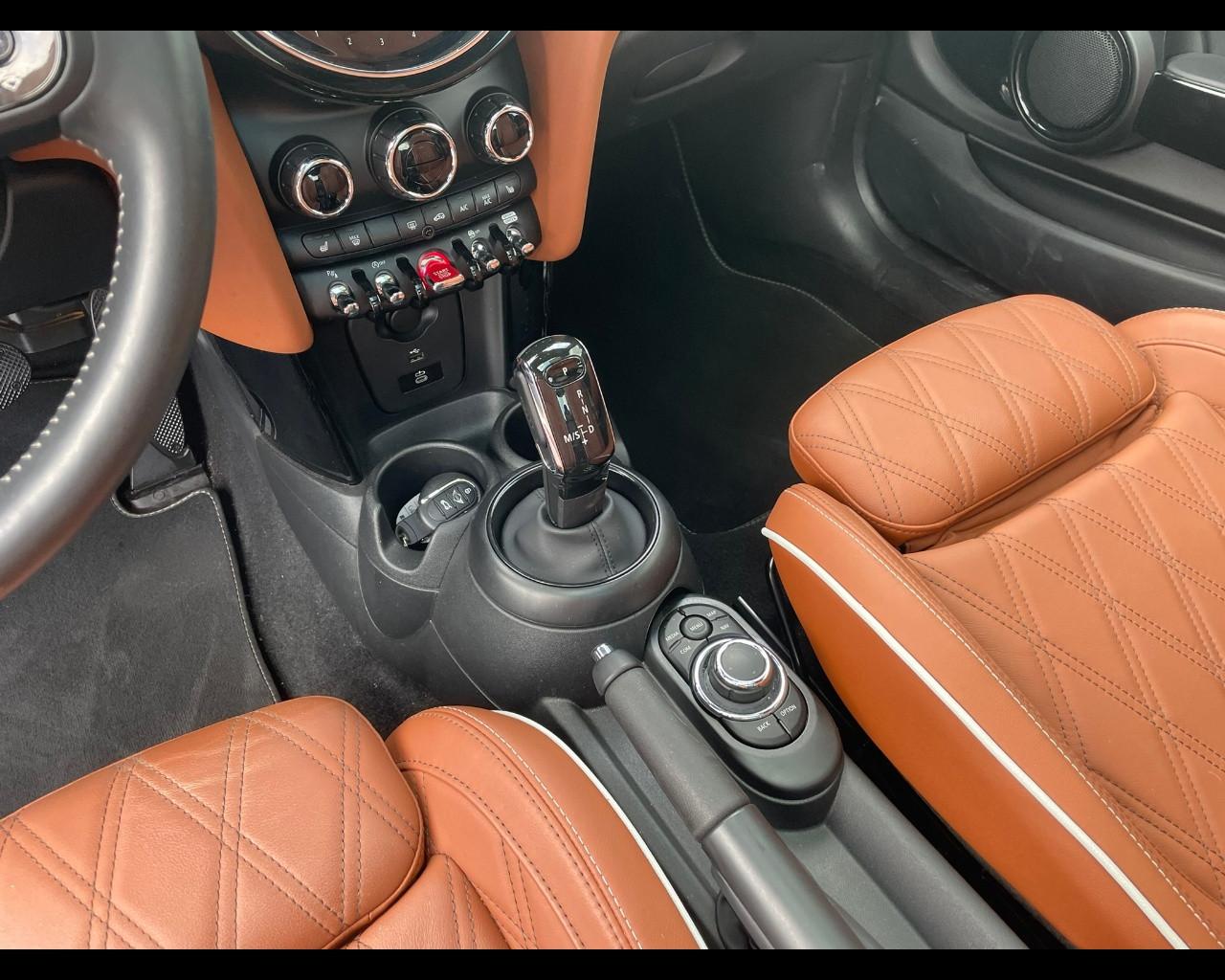 MINI Mini 4ª serie (F56) - Mini 1.5 Cooper Yours