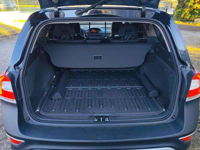 VOLVO XC70 XC70 III 2007 2.4 d4 Momentum awd 181cv geartronic