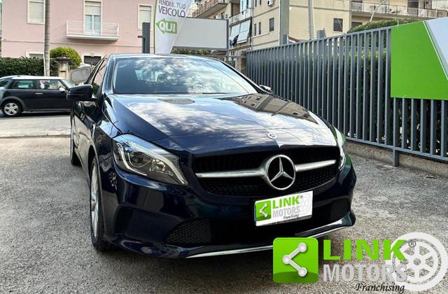 MERCEDES-BENZ A 180 d Automatic Premium