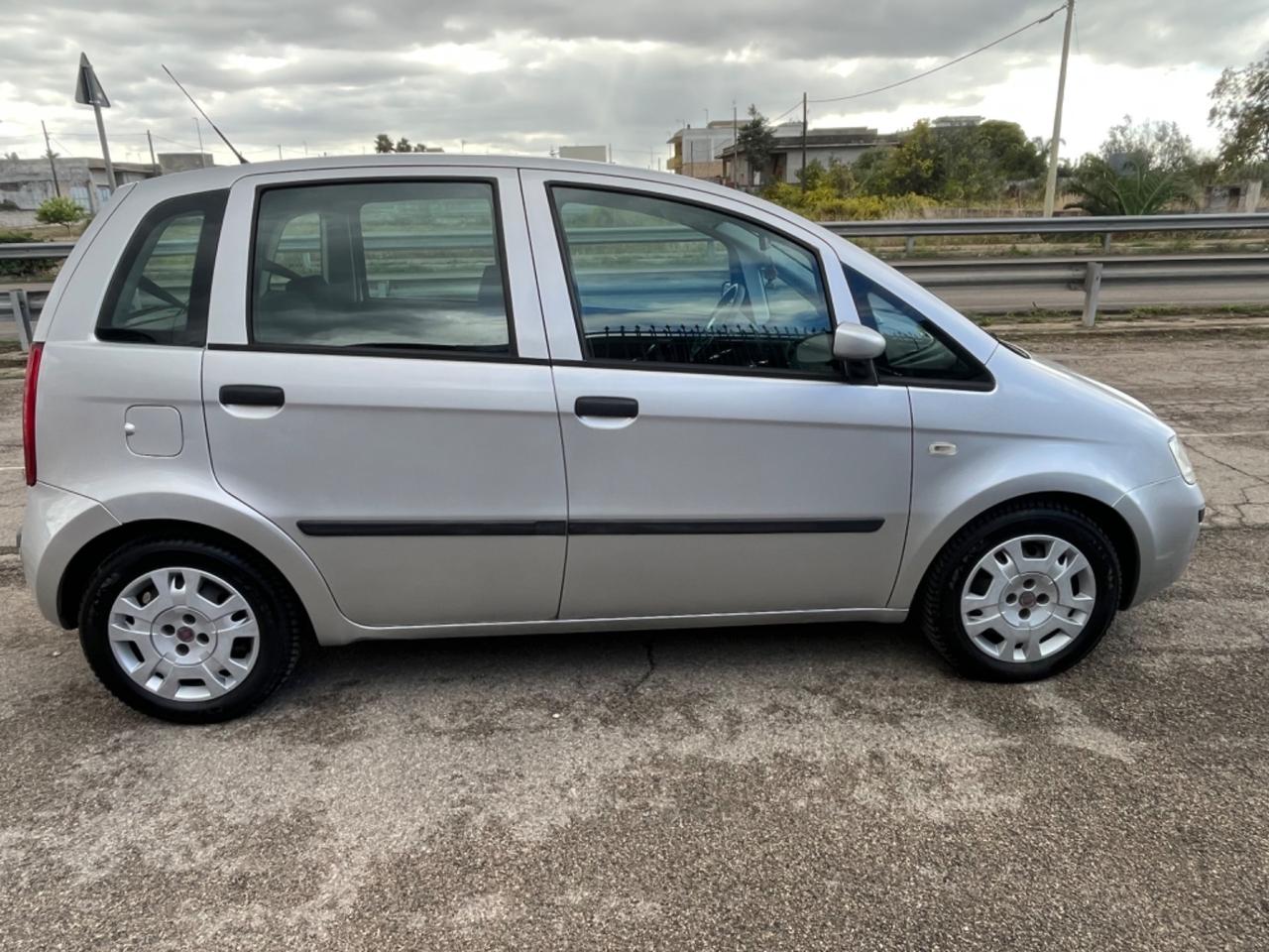 Fiat Idea 1.4 BlackEnergy GPL 2010