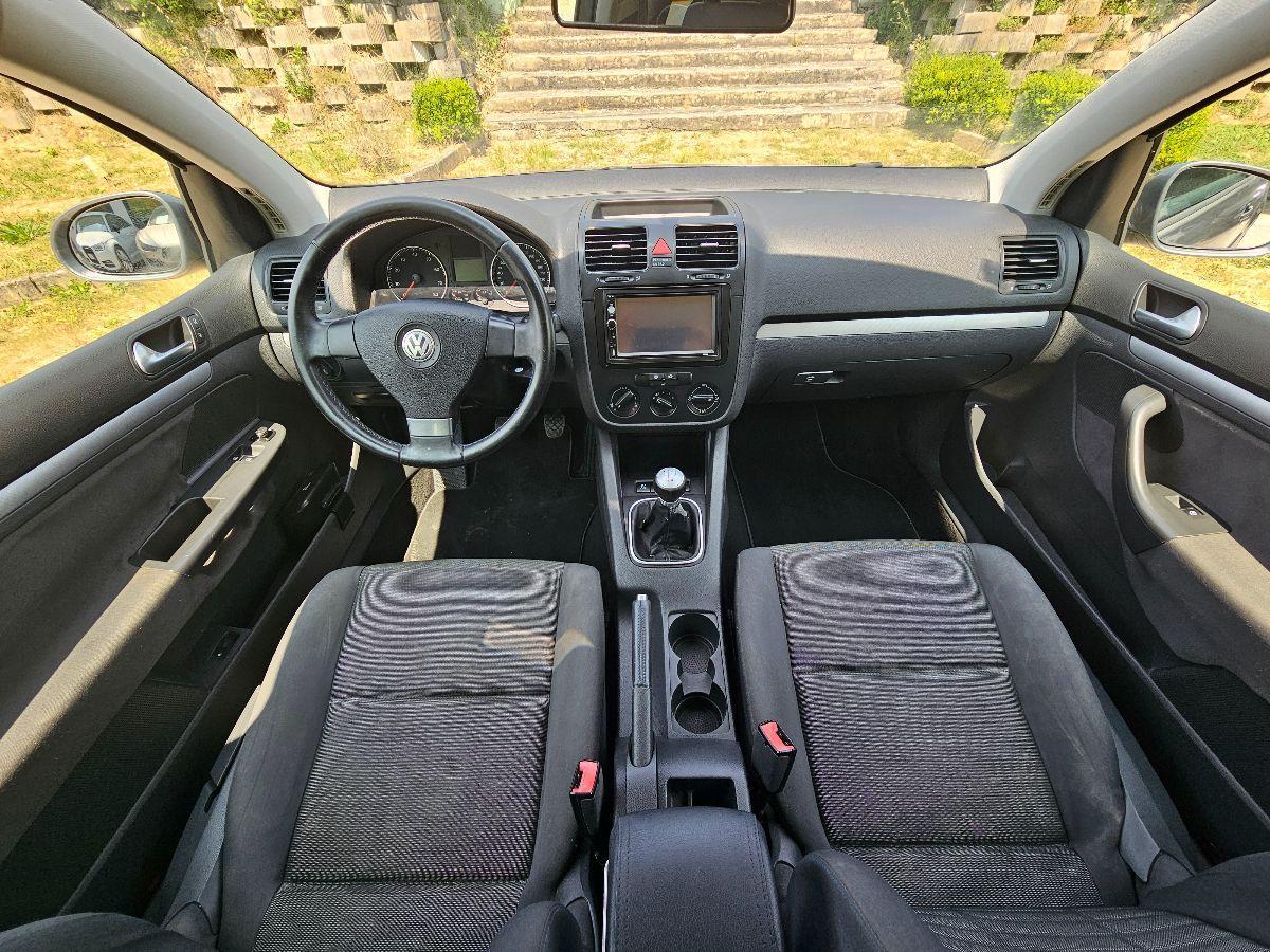 VOLKSWAGEN GOLF 5 1.6 BENZINA 3P GARANZIA 12M