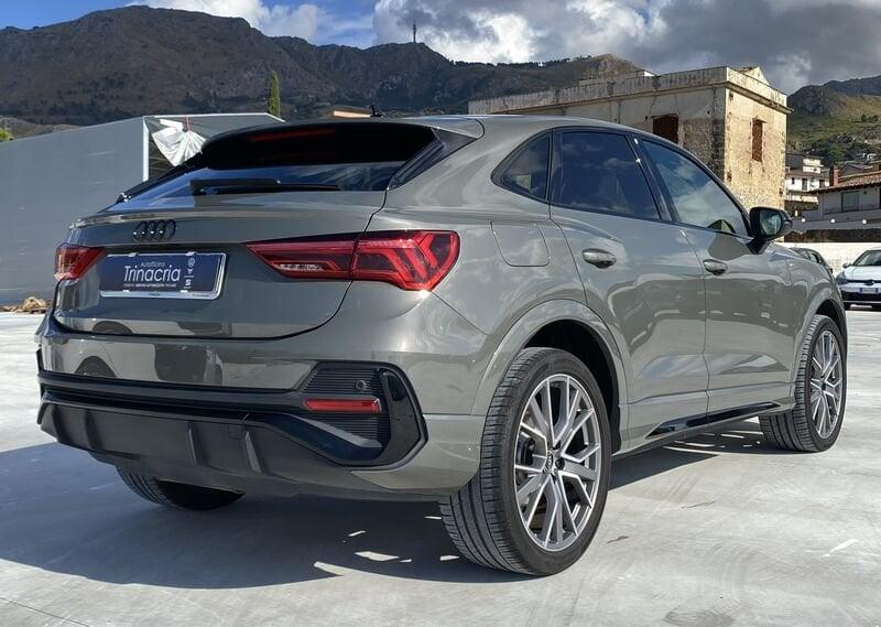 Audi Q3 SPB S Line interno ed esterno 2.0 TDI 150CV S-Tronic 35