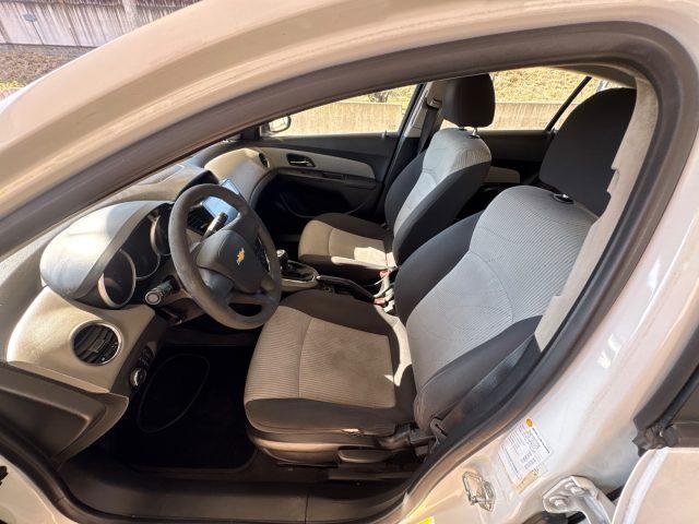 CHEVROLET Cruze 1.6 5 porte LT EURO 5 OK NEOPATENTATI