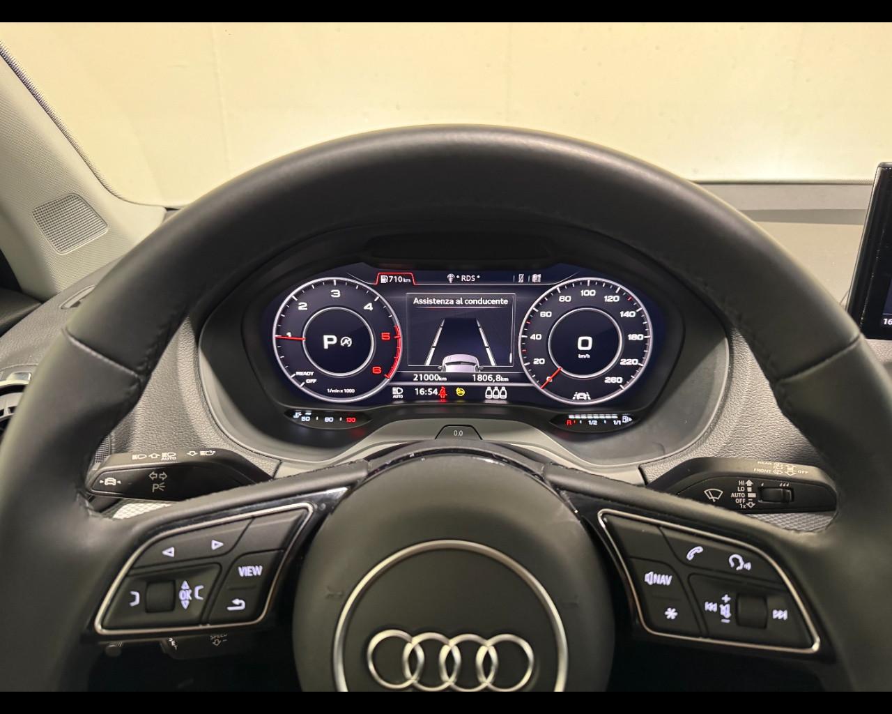 AUDI Q2 30 TDI S-TRONIC S-LINE EDITION