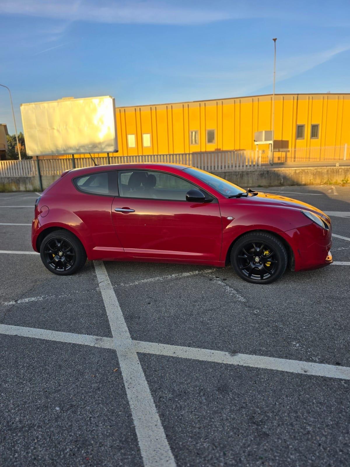 Alfa Romeo MiTo 1.4 T 79 CV Distinctive