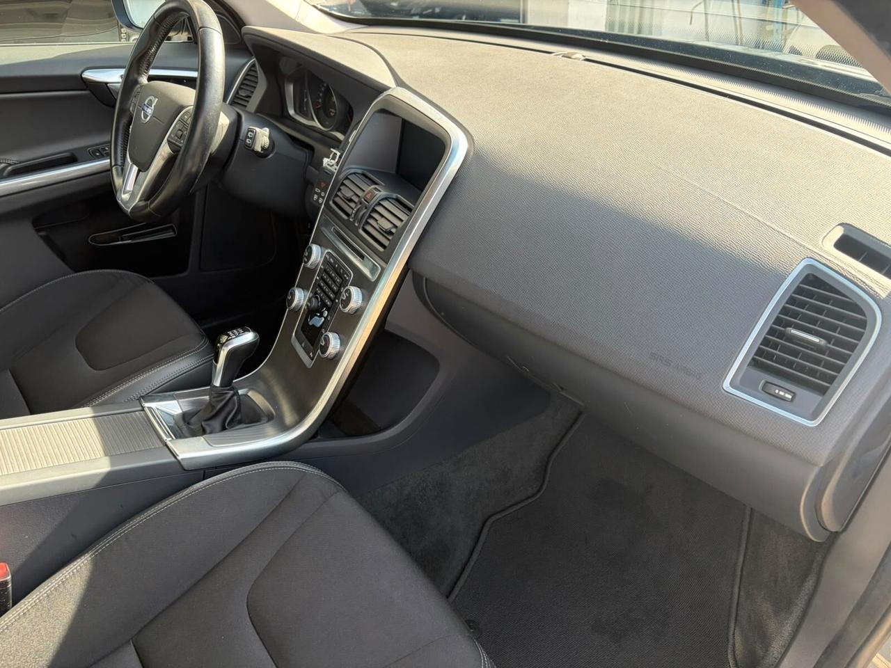 Volvo XC60 D4 AWD Geartronic Business*EURO6