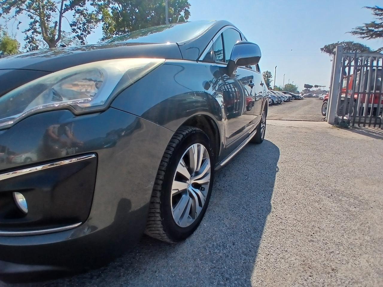 Peugeot 3008 BlueHDi 130 S&S EAT8 Active Pack