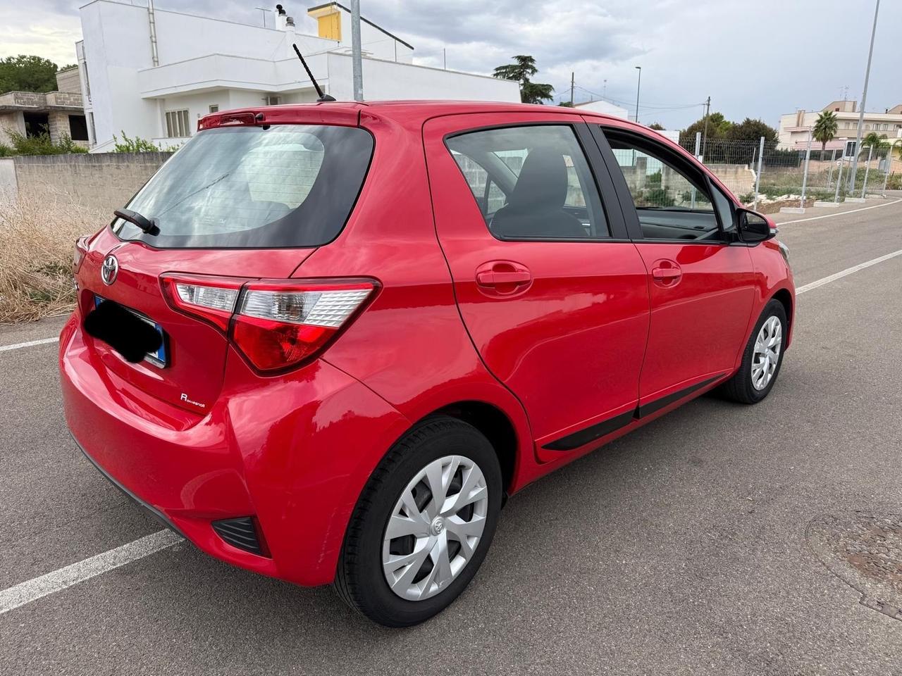 Toyota Yaris 1.0 5 porte Business