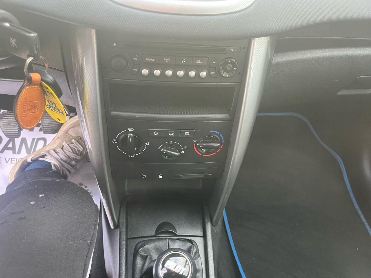 Peugeot 207 1.6 HDi 90CV 5p. XS Unipro 2008