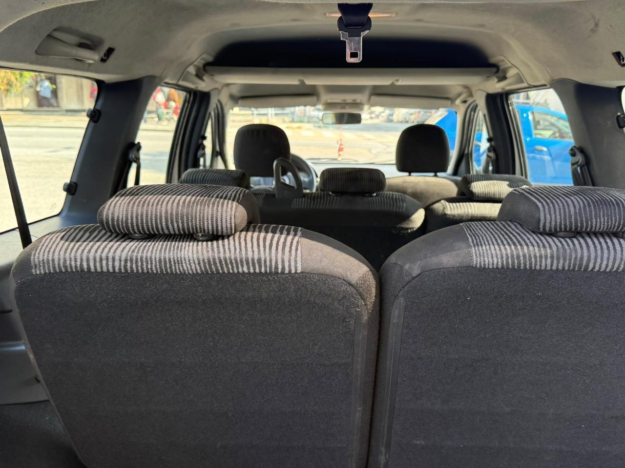 Dacia Logan MCV 1.6 85CV GPL 7 posti Lauréate
