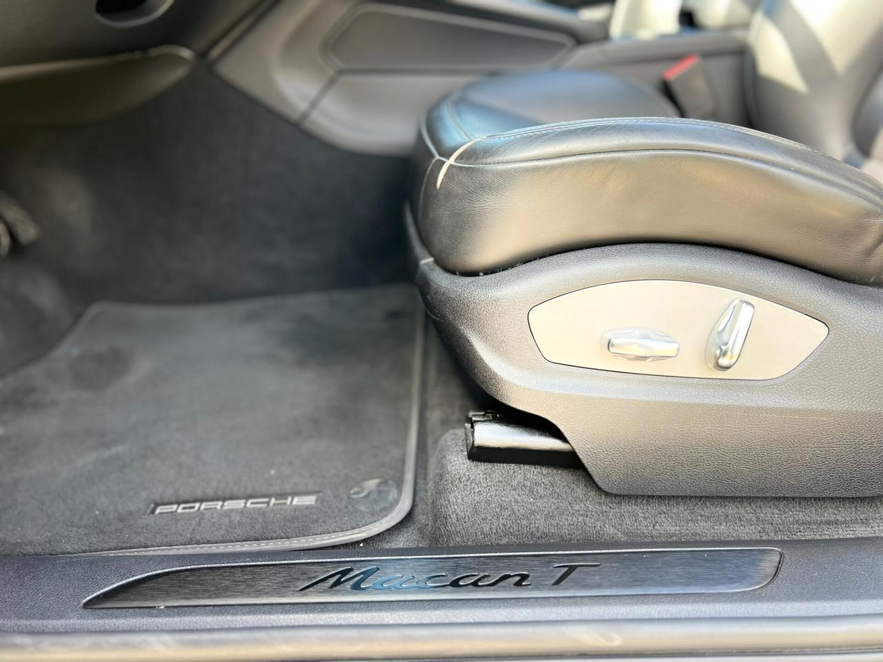 Porsche Macan 2.0 T 265cv PDK UNICOPROPRIETARIO ITALIANA IVA ESPOSTA