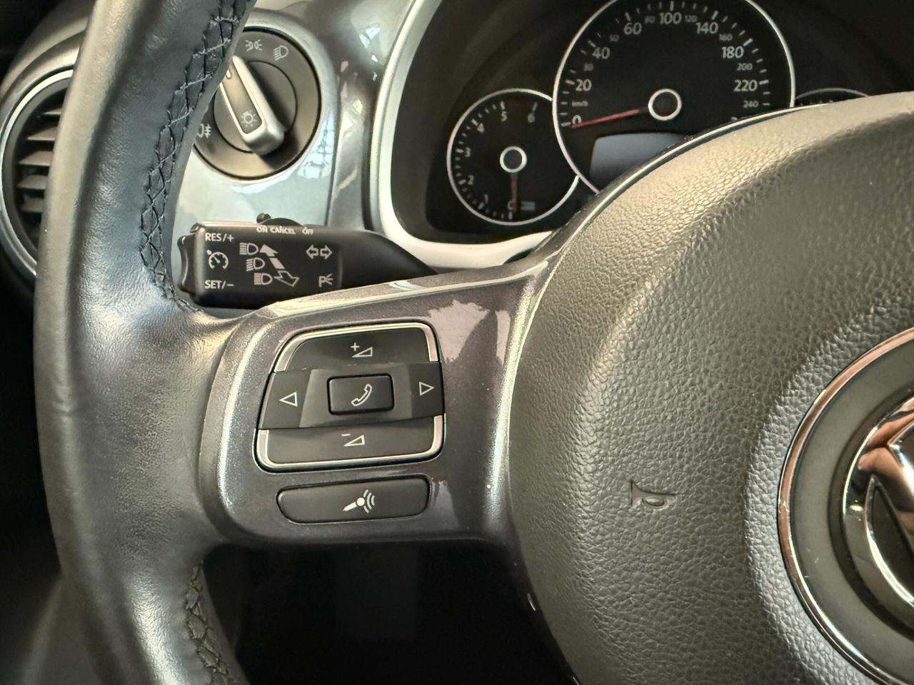 Volkswagen Maggiolino 1.6 TDI Design