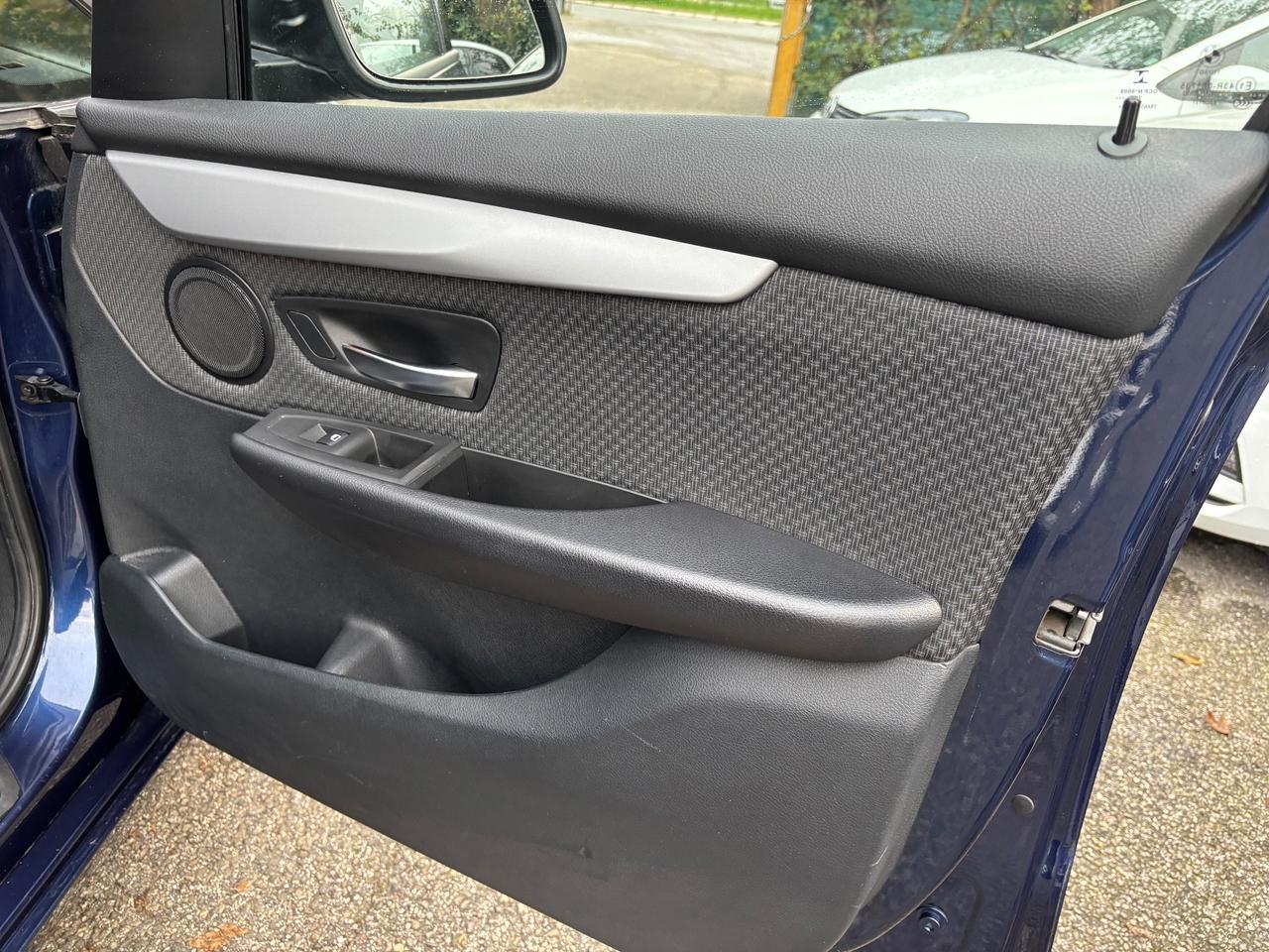 Bmw 2er Active Tourer 225xe MILD HYBRID