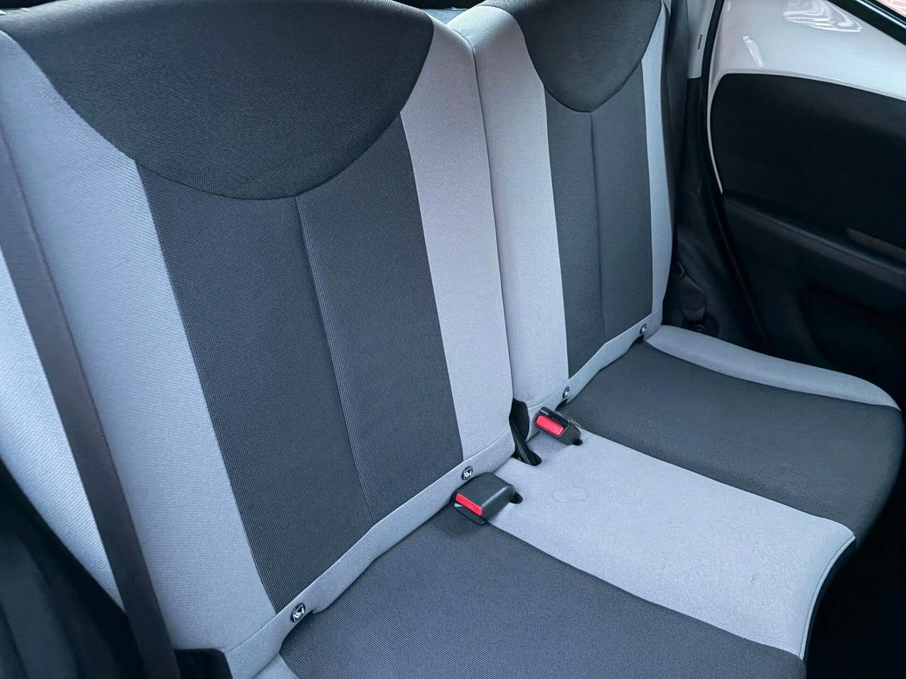 TOYOTA AYGO CAMBIO AUTOMATICO 5 P. 1.0