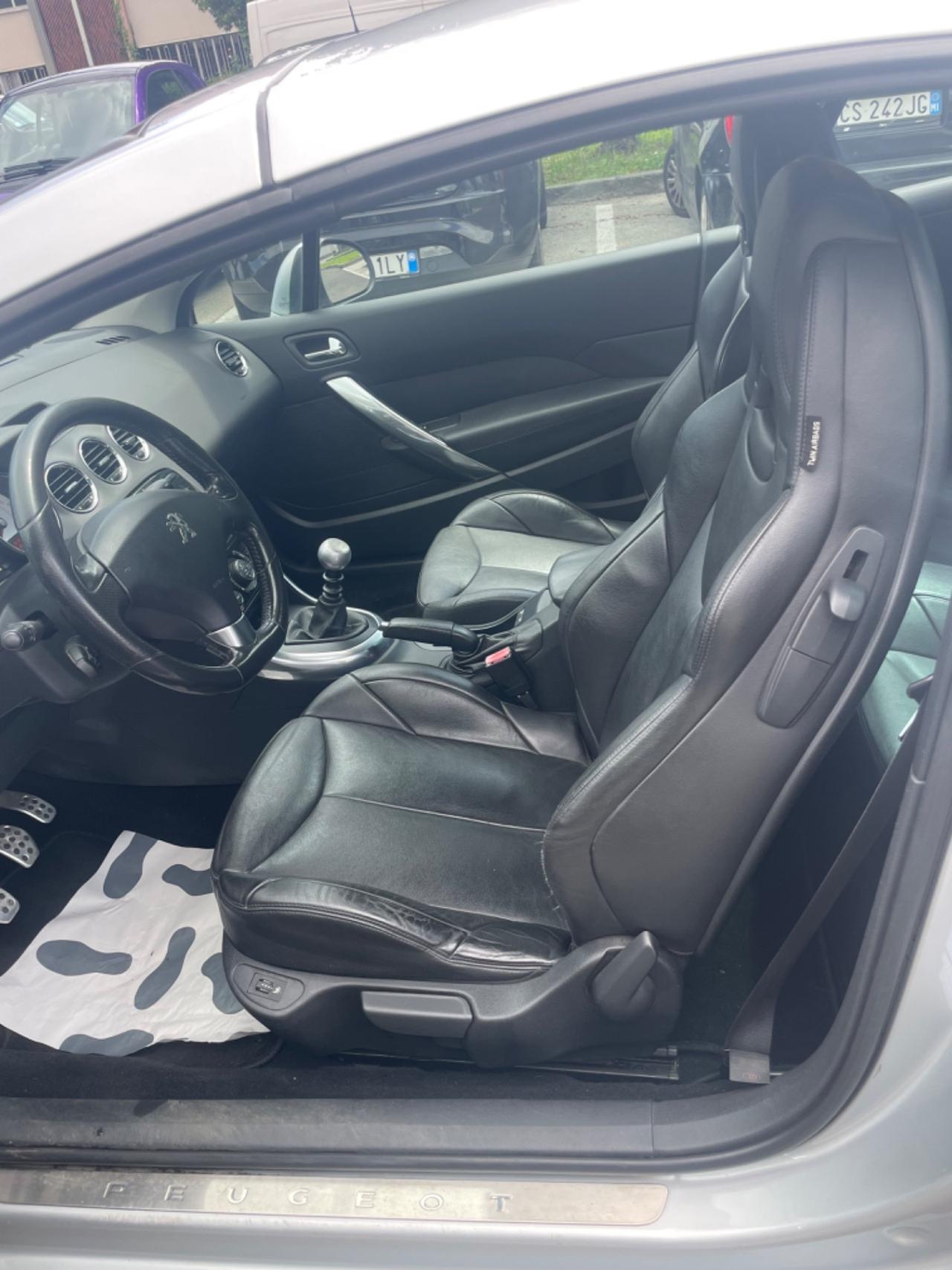 Peugeot 308 1.6 THP 156CV CC Allure