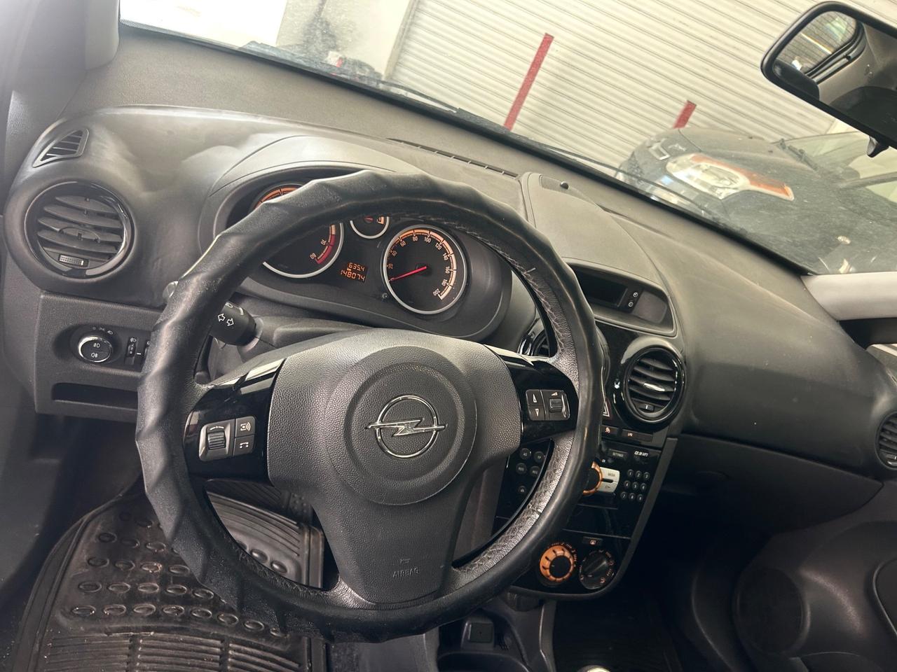 Opel Corsa 1.2 85CV 5 porte GPL-TECH Edition