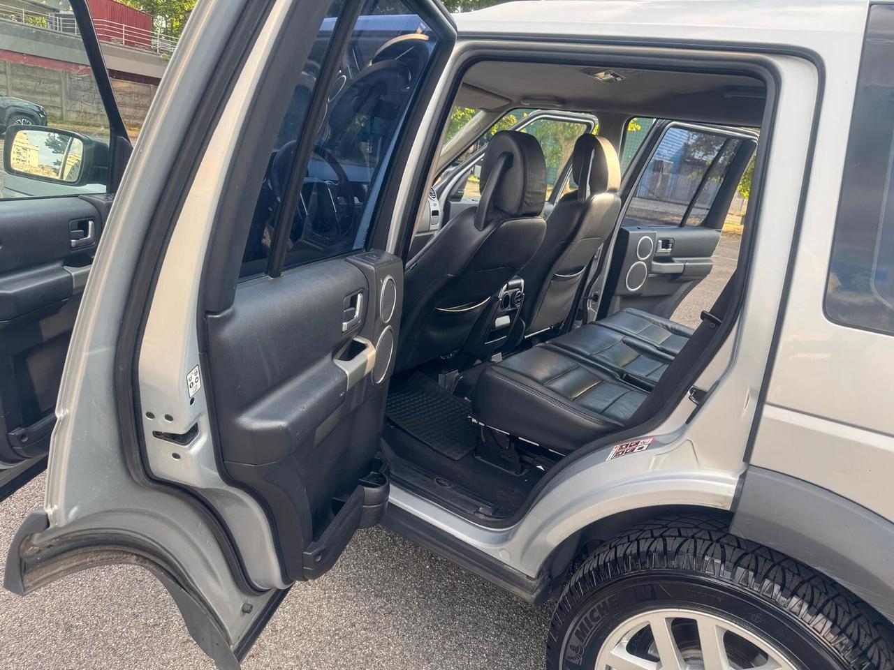 Land Rover Discovery 3 2.7 TDV6 HSE