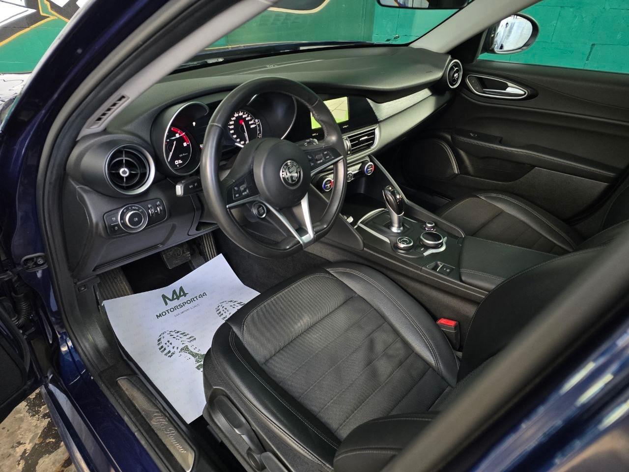 Alfa Romeo Giulia 2.2 TD 150cv AT8