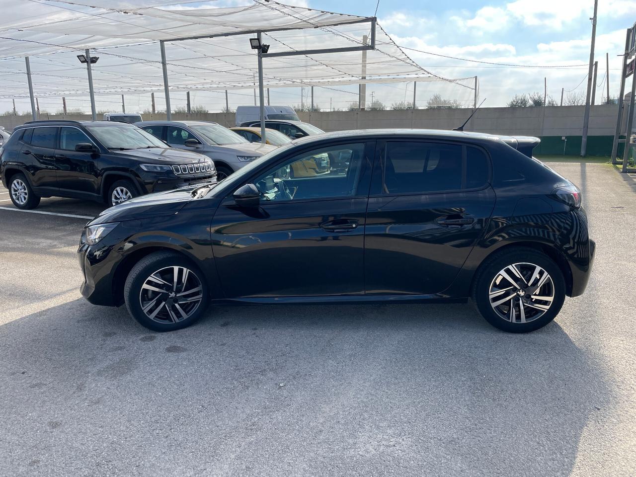 Peugeot 208 1.2 PureTech 100cv EAT8 5 porte Allure Pack