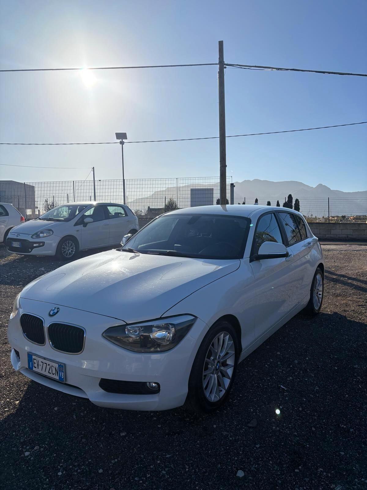 Bmw 120 120d 5p. Msport