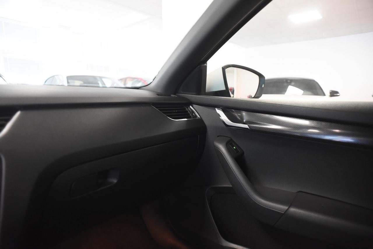 Skoda Octavia 2.0 TDI DSG RS