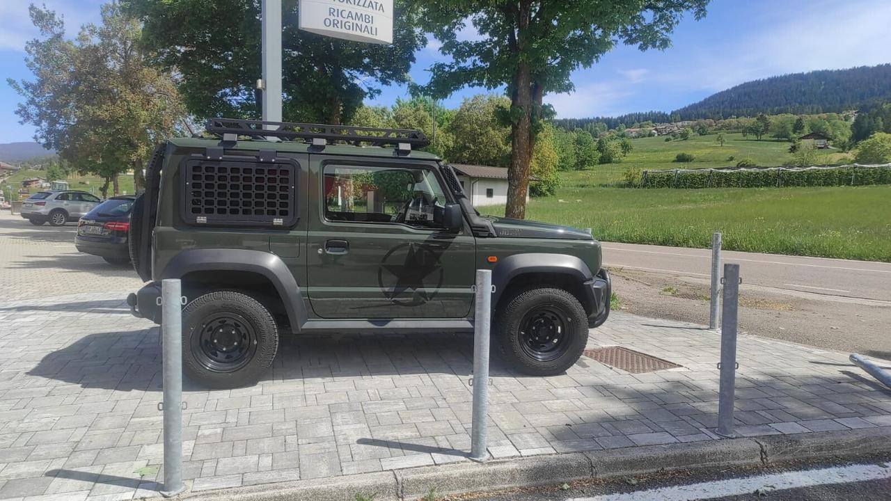 SUZUKI JIMNY 4X4 RIDOTTE 4 POSTI AUTOVETTURA GANCIO