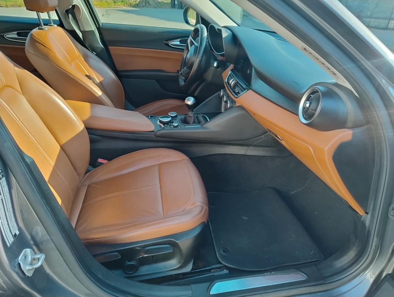 Alfa Romeo Giulia 2.2 Turbodiesel 180 CV Super