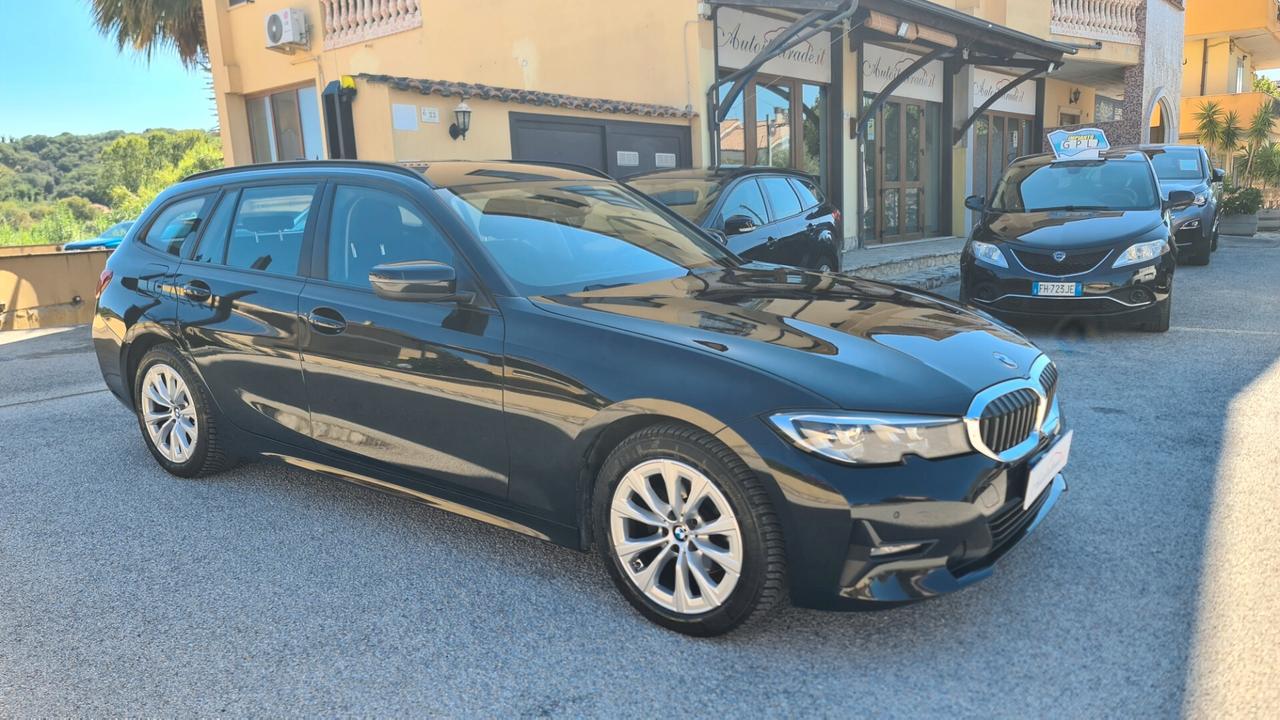 Bmw 320d xDrive Touring Luxury