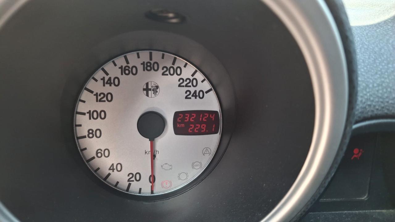 Alfa Romeo 156 1.9 JTD Progression