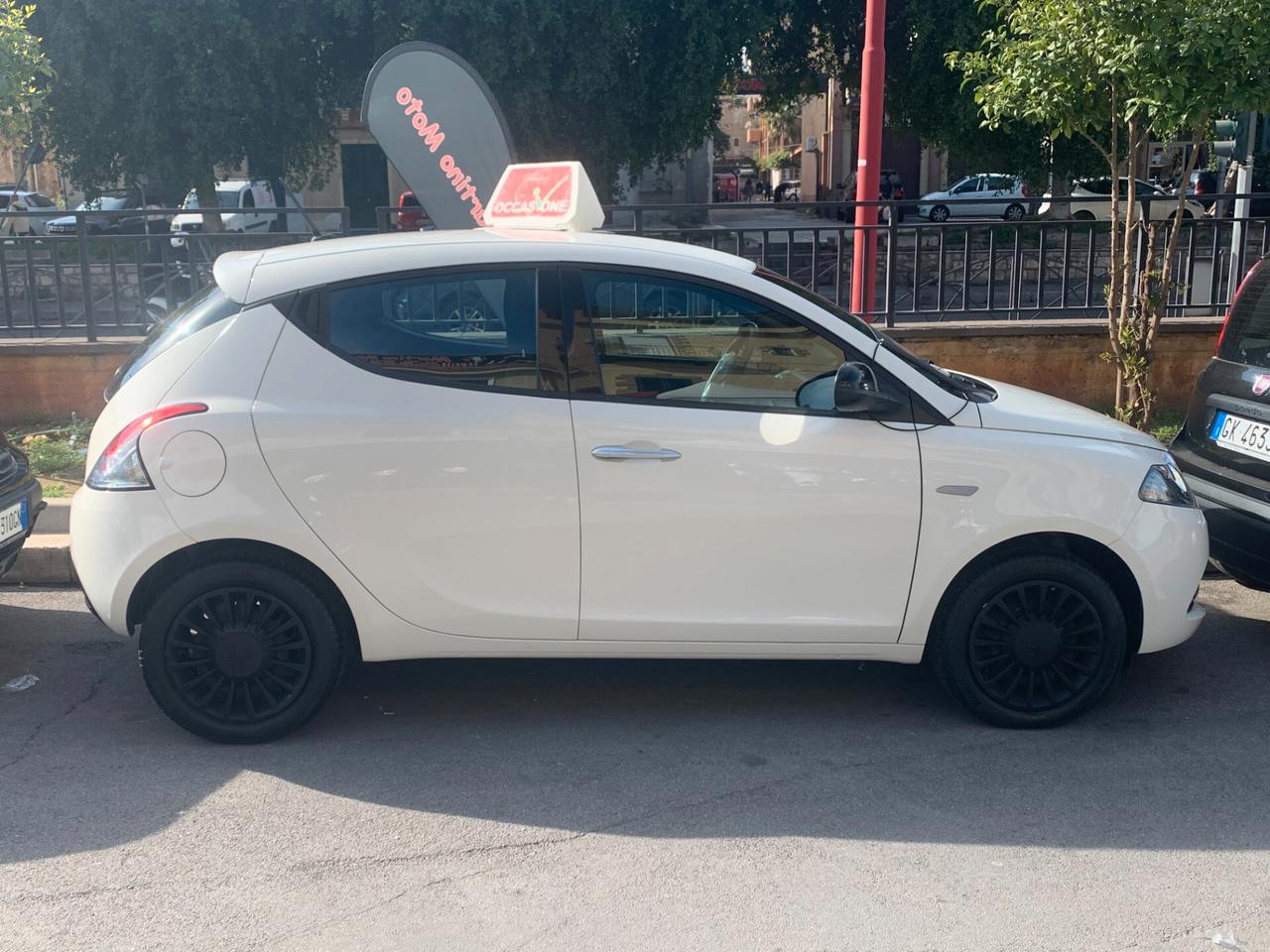 Lancia Ypsilon 1.0 Hybrid anno 2022