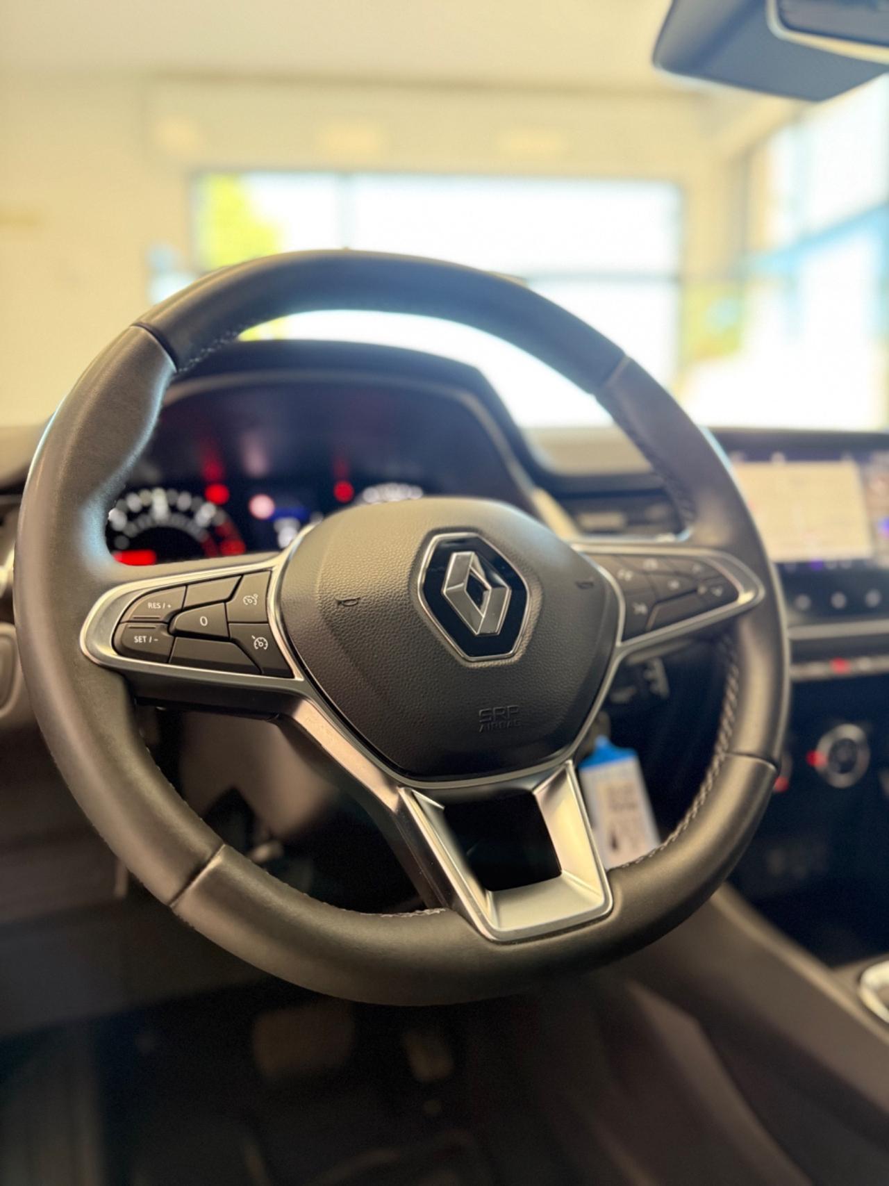 Renault Captur 1.5 DCI Intens115cv NAVI,FARI LED,BLUETOOTH,AZIENDALE RENAULT,KM CERTIFICATI,CAMBIO AUTOMATICO