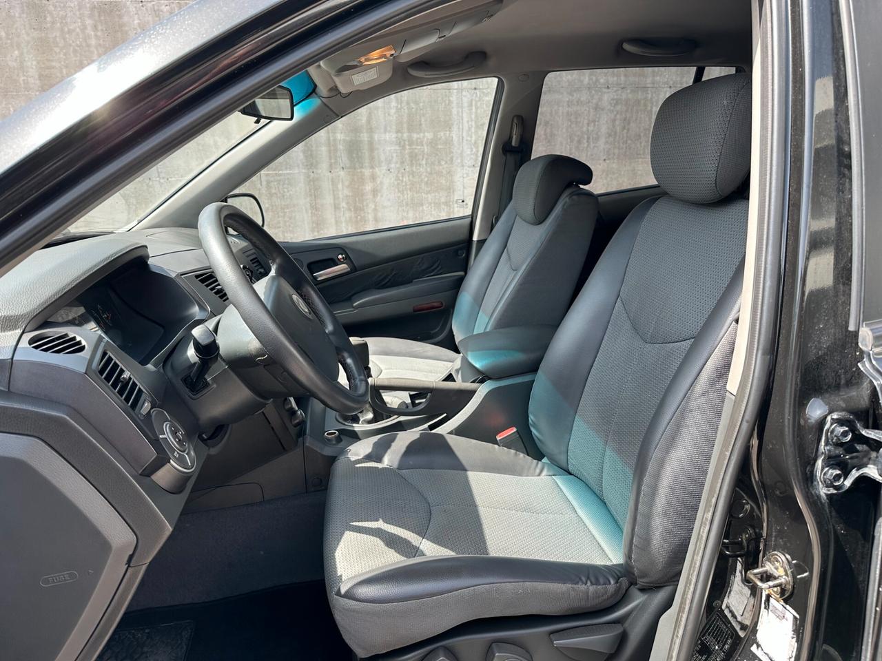 Ssangyong Kyron 2.0 XDi Plus