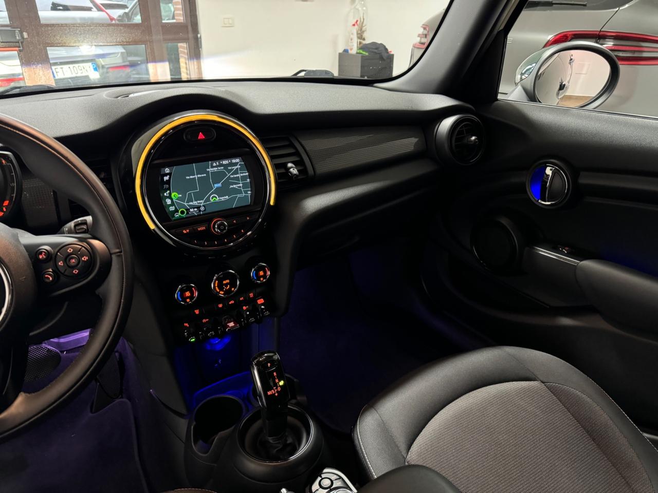 Mini Mini 1.5 Cooper D AUTOMATIC