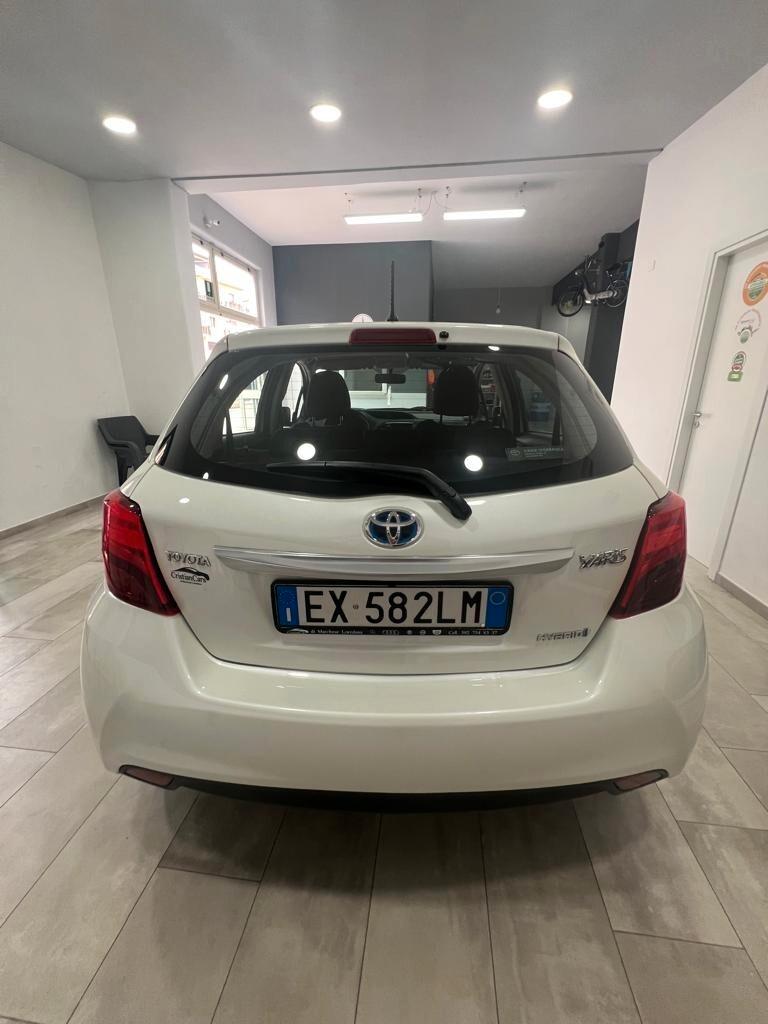 Toyota Yaris 1.5 Hybrid 5 porte Active